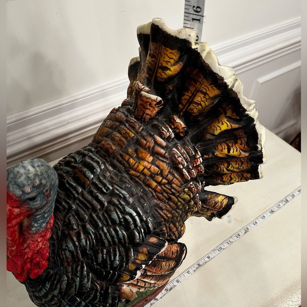 Beautiful Resin Turkey - Picture 9 of 9